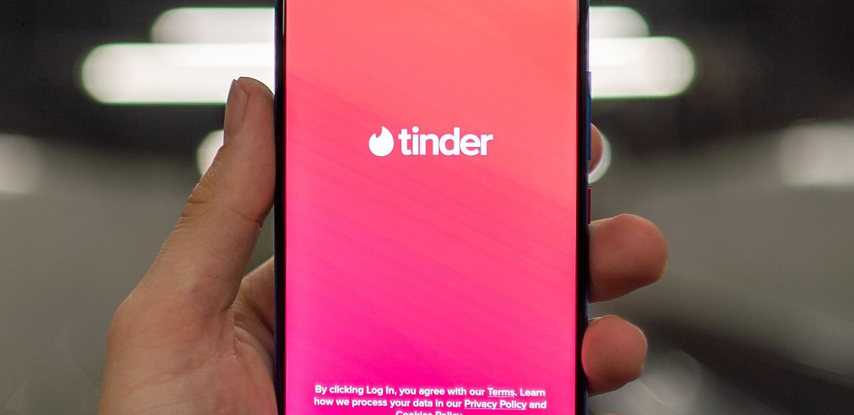 tinder scam